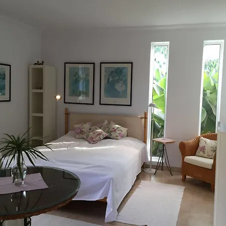 Rosalva Hotel
