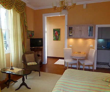 Hotel Rosalva Punta Brava
